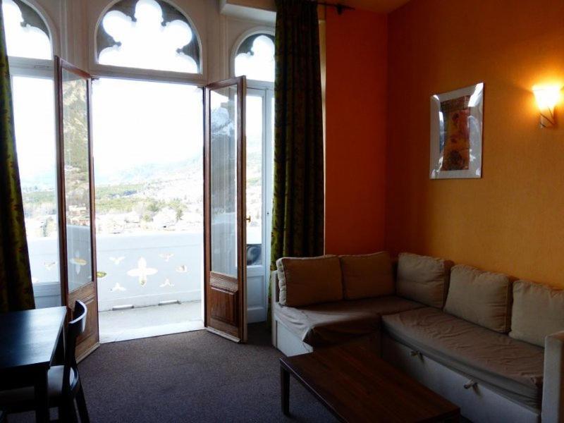 Appartement Standing Chateau Des Magnans Jausiers Exterior photo